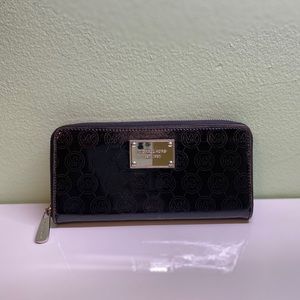 MK wallet